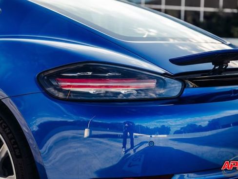 Used 2017 Porsche 718 Cayman S image 57