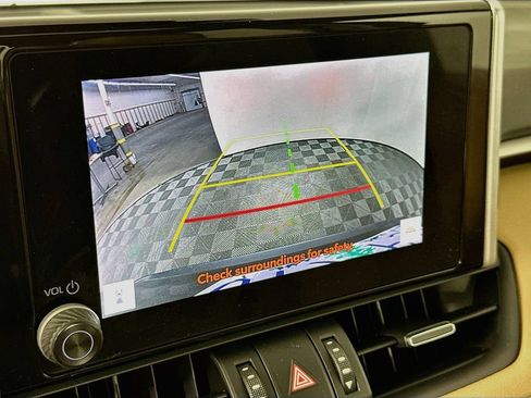 Used 2023 Toyota RAV4 XLE Premium AWD/4WD image 15