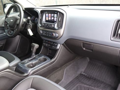 Used 2018 Chevrolet Colorado Z71 w/ Centennial Edition image 40