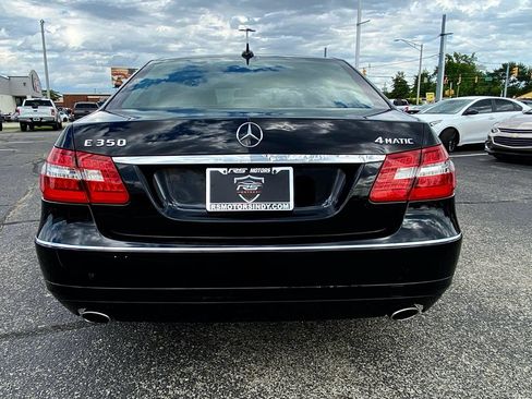 Used 2011 Mercedes-Benz E 350 4MATIC Sedan image 5