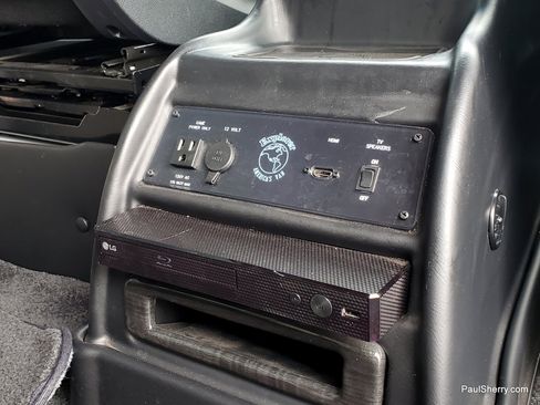 Used 2024 Mercedes-Benz Sprinter 2500 image 37