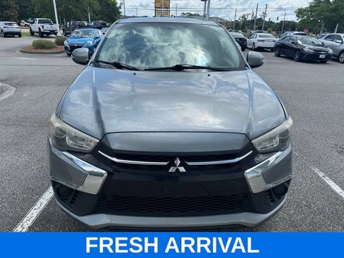 Used 2018 Mitsubishi Outlander Sport ES FWD image 4