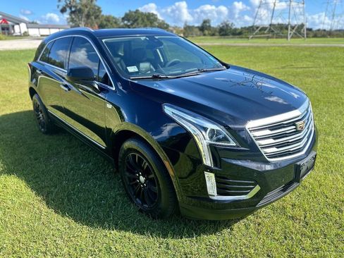 Used 2018 Cadillac XT5 Luxury w/ Driver Awareness Package image 4