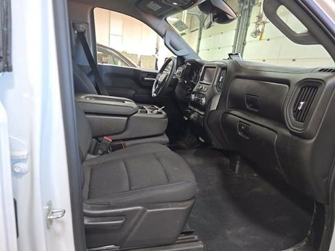 Used 2024 GMC Sierra 1500 Pro w/ Graphite Edition AWD/4WD image 10