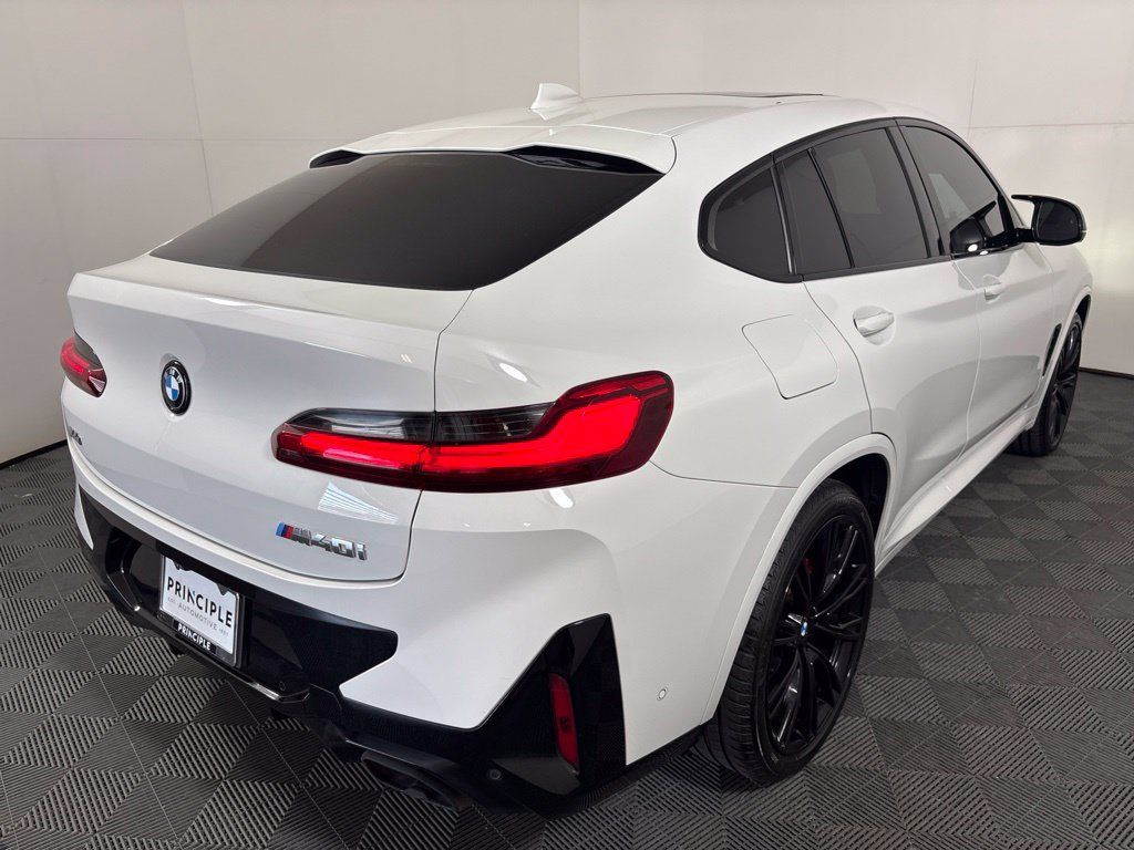 Used 2023 BMW X4 M40i AWD/4WD image 5