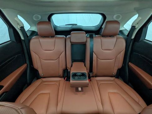 Certified 2019 Ford Edge Titanium w/ Equipment Group 301A image 19