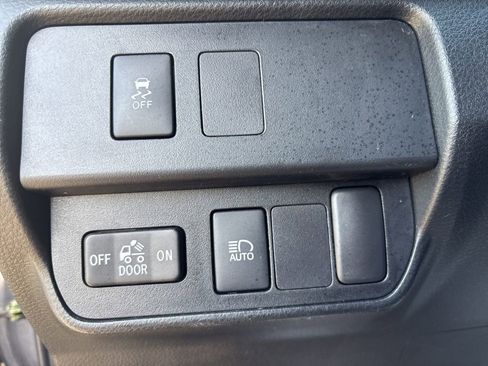 Used 2022 Toyota Tacoma SR w/ SX Package AWD/4WD image 16