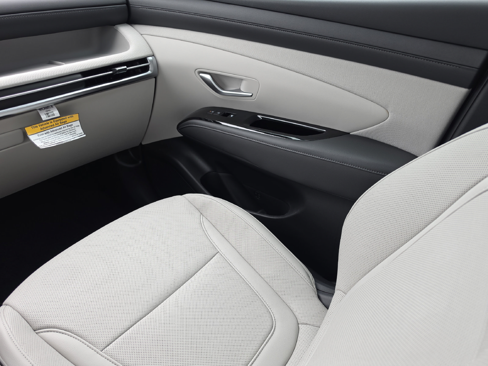 New 2026 Hyundai Tucson Limited FWD image 19