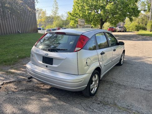 Used 2007 Ford Focus SE FWD image 6
