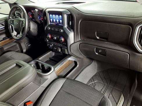Used 2020 Chevrolet Silverado 1500 RST w/ Texas Edition RWD image 13