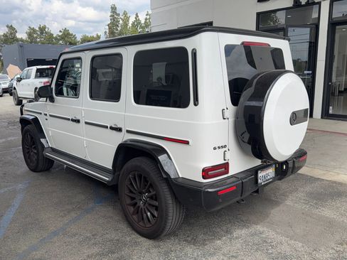 Used 2021 Mercedes-Benz G 550 image 4