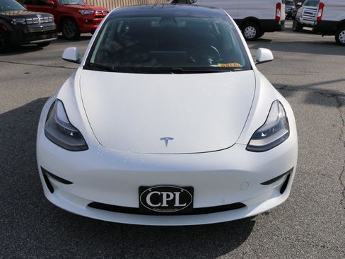 Used 2021 Tesla Model 3 Standard Range Plus image 11