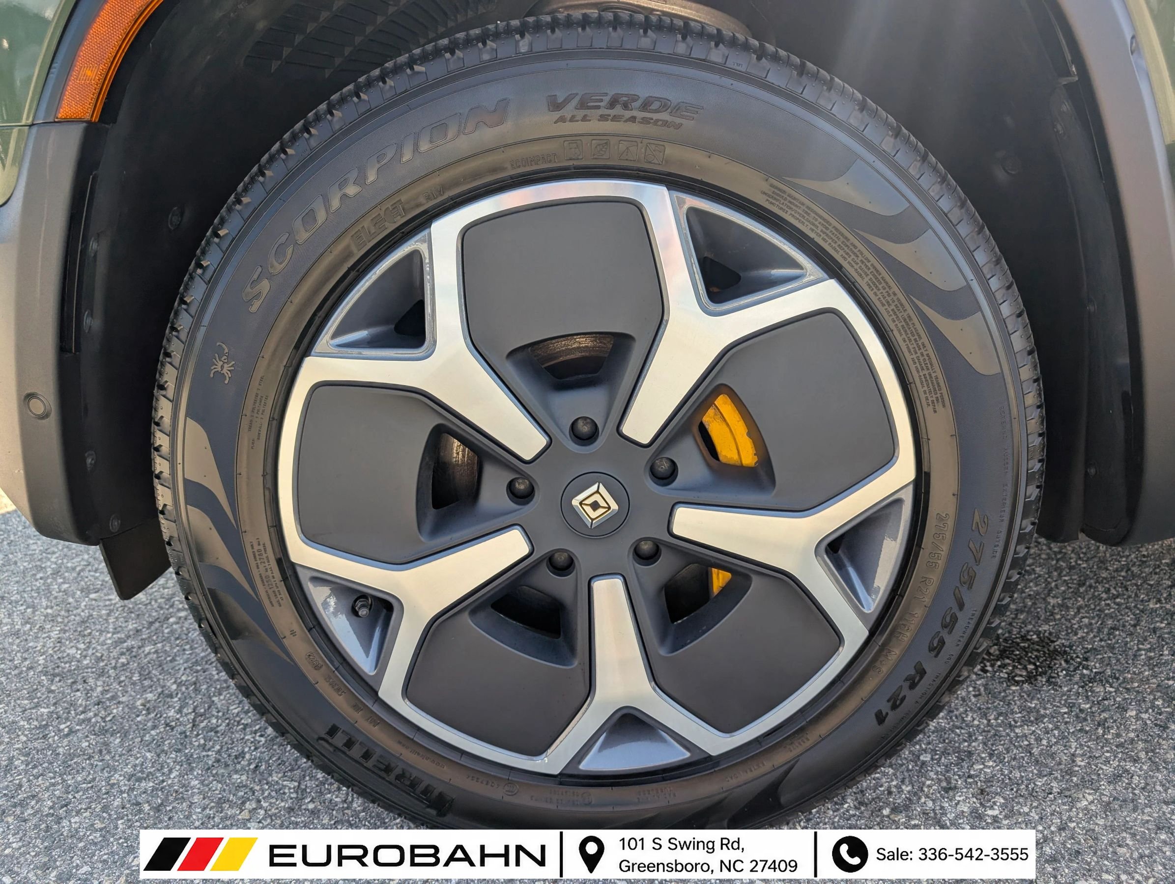 Used 2024 Rivian R1S Adventure Quad AWD/4WD image 34