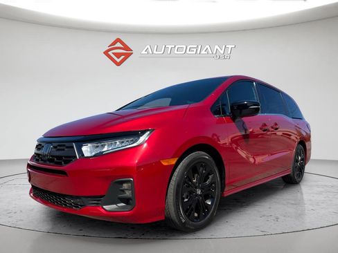 Used 2025 Honda Odyssey Sport-L image 14