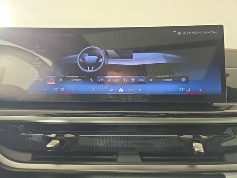 New 2026 BMW X5 xDrive40i AWD/4WD image 24