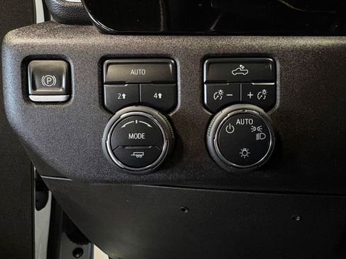 Used 2025 Chevrolet Silverado 1500 LT w/ Work Truck Package image 36