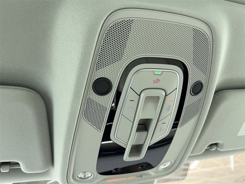 Used 2025 Audi A6 2.0T Premium w/ Convenience Plus Package image 37