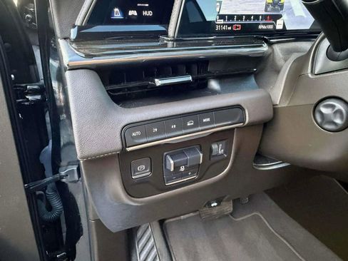 Used 2022 Cadillac Escalade Sport image 26