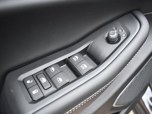 New 2026 Jeep Grand Cherokee Limited w/ Limited Altitude Package image 12