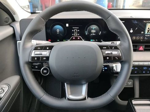 New 2025 Hyundai Ioniq 5 SEL RWD image 11