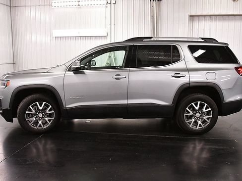 Used 2023 GMC Acadia SLE w/ Driver Convenience Package AWD/4WD image 4