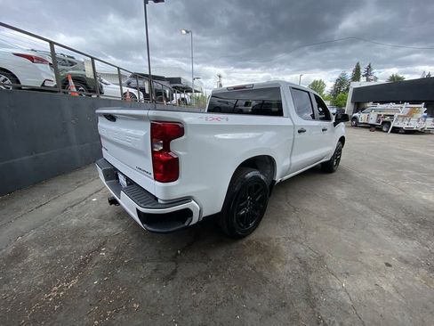 Used 2023 Chevrolet Silverado 1500 Custom AWD/4WD image 6
