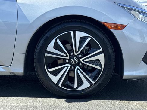 Certified 2017 Honda Civic EX-T image 30