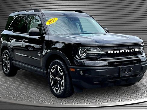 Used 2021 Ford Bronco Sport Outer Banks w/ Outer Banks Package (96D) AWD/4WD image 1