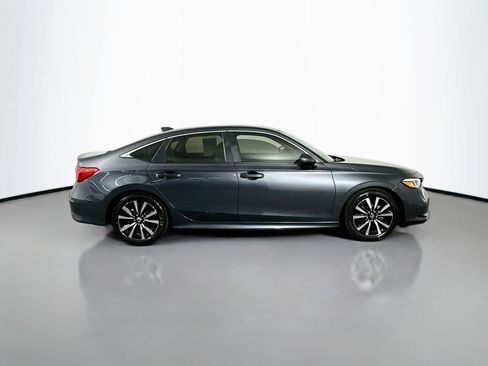 Used 2022 Honda Civic EX image 9