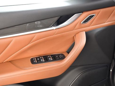 Used 2021 Maserati Levante S image 15