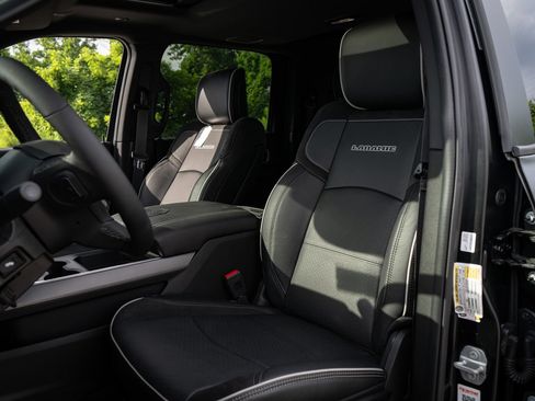 New 2026 RAM 2500 Laramie w/ Night Edition AWD/4WD image 26