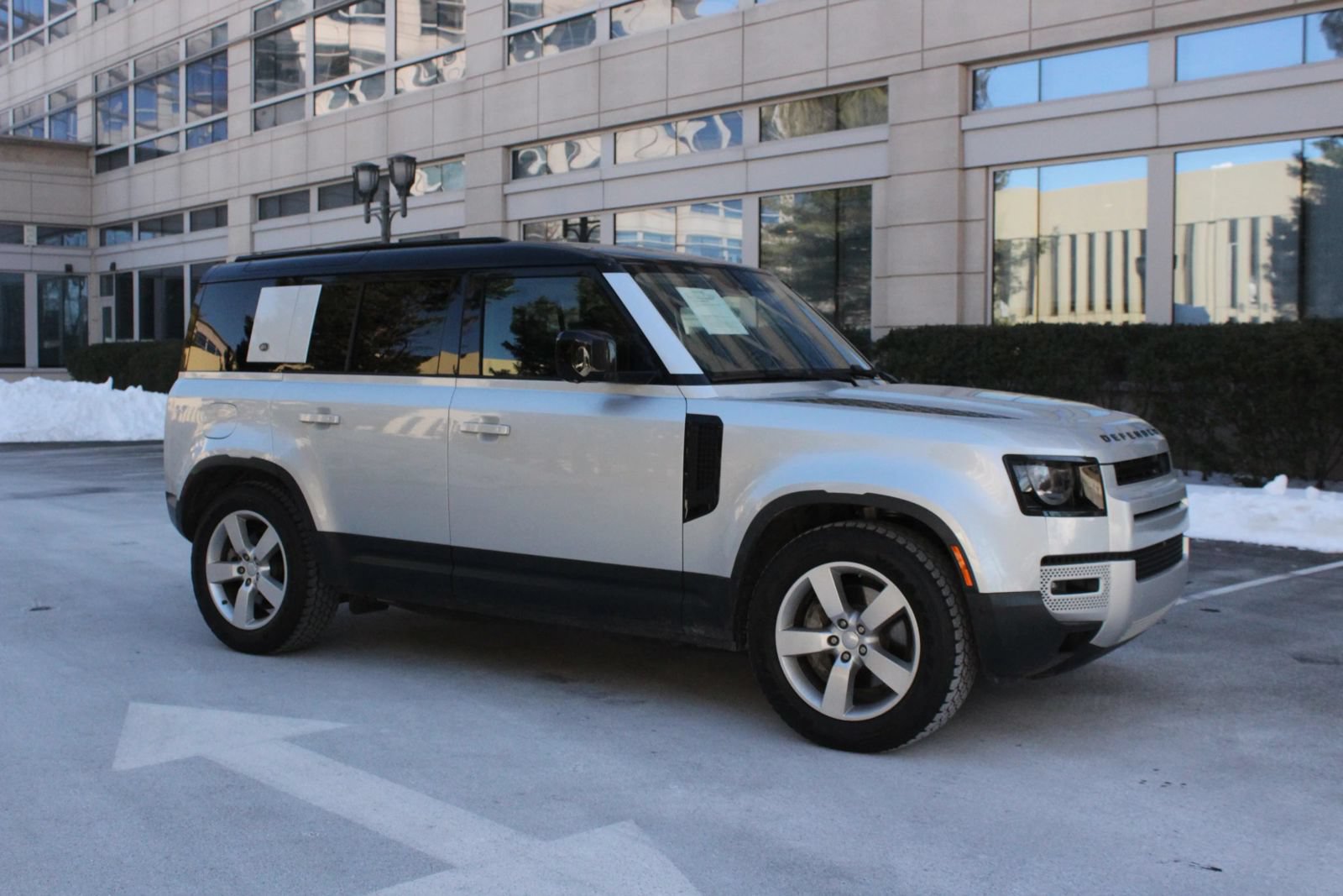 Used 2020 Land Rover Defender 110 First Edition AWD/4WD image 2