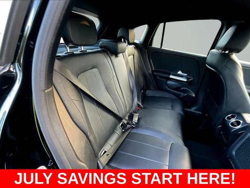 Used 2025 Mercedes-Benz GLA 250 4MATIC image 30