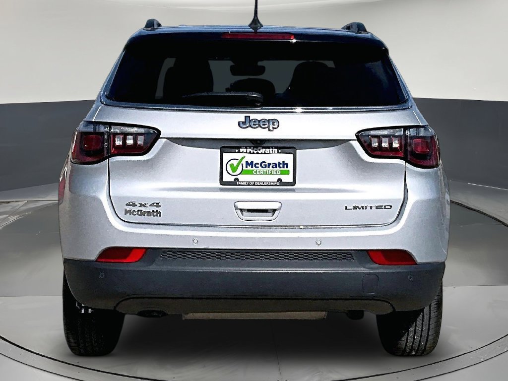 Used 2025 Jeep Compass Limited AWD/4WD image 7