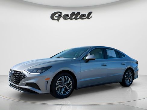 Used 2023 Hyundai Sonata SEL FWD image 1