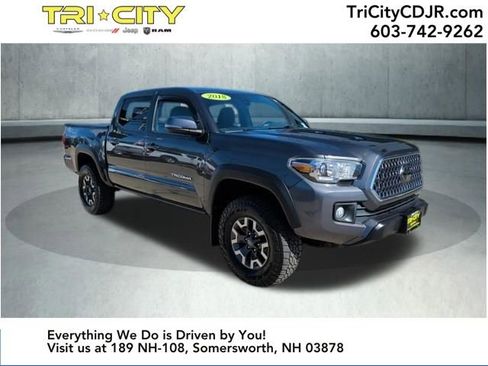 Used 2018 Toyota Tacoma TRD Off-Road w/ Technology Package image 7
