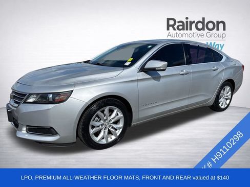 Used 2017 Chevrolet Impala LT w/ Convenience Package FWD image 3