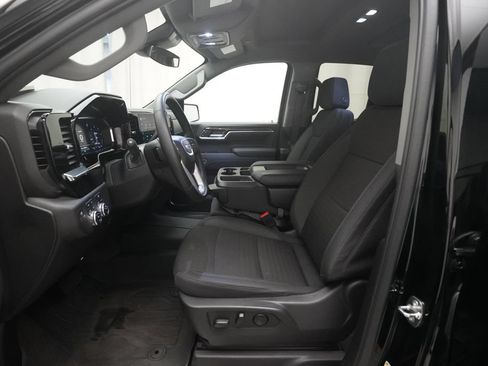 Used 2024 GMC Sierra 1500 Elevation w/ X31 Off-Road Package AWD/4WD image 7