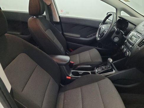Used 2017 Kia Forte LX FWD image 21
