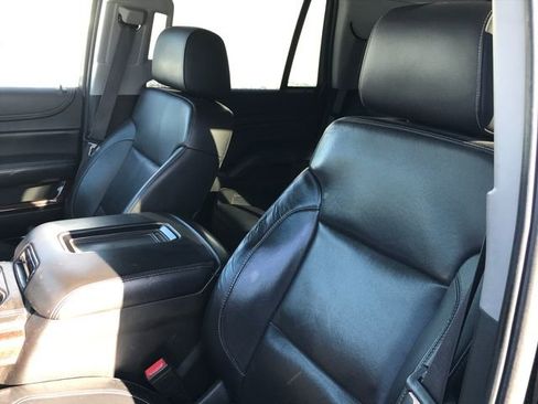 Used 2015 GMC Yukon SLT image 4