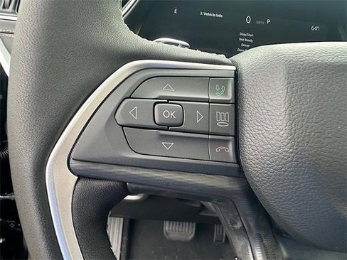 New 2025 Jeep Grand Cherokee Altitude image 20