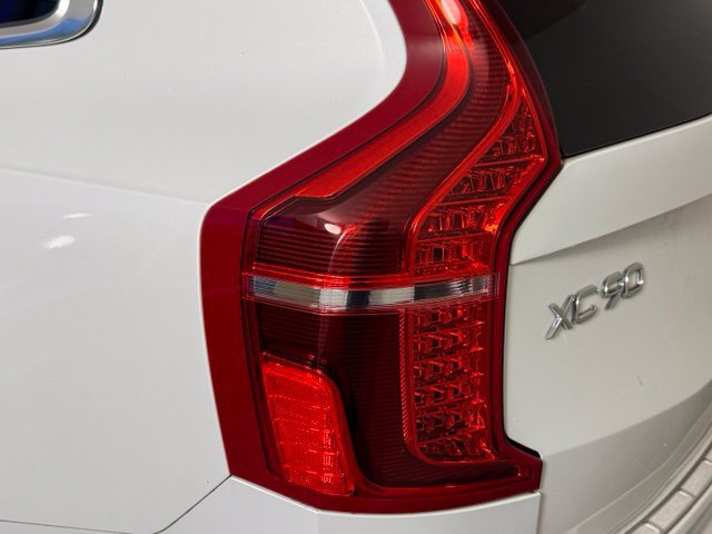 Used 2021 Volvo XC90 T8 Inscription w/ Advanced Package AWD/4WD image 14
