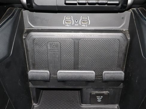 Used 2025 RAM 1500 Laramie image 24