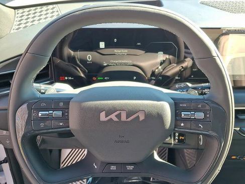 New 2026 Kia EV9 GT-Line image 9