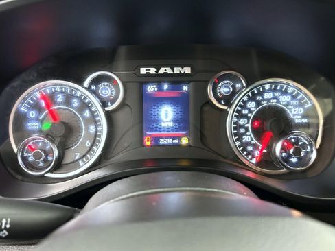 Certified 2025 RAM 1500 Tradesman AWD/4WD image 14