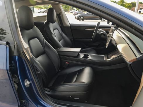 Used 2022 Tesla Model 3 Long Range AWD/4WD image 36