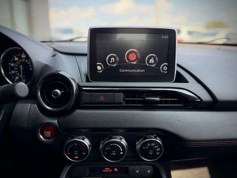 Used 2016 MAZDA MX-5 Miata Grand Touring RWD image 10