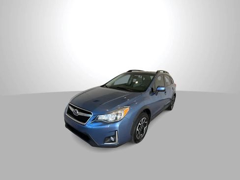 Used 2016 Subaru Crosstrek 2.0i Premium w/ Moonroof Package image 4