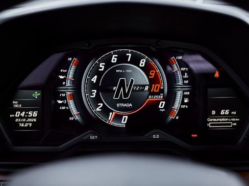 Used 2018 Lamborghini Aventador S image 63