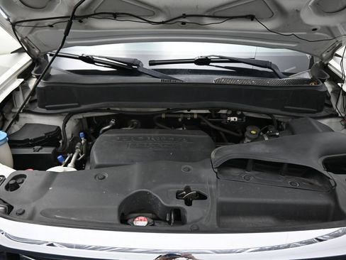 Used 2013 Honda Pilot Touring image 32